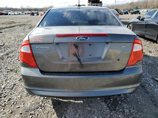 3FAHP0HA8CR122045 - 2012 FORD FUSION SE GRAY photo 6