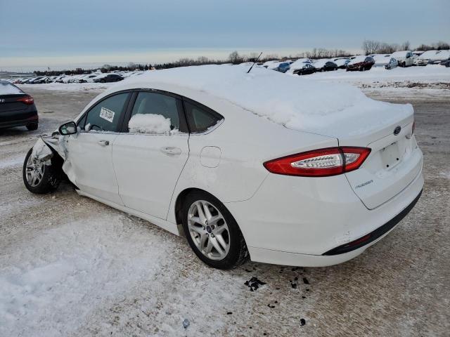 3FA6P0H76FR229336 - 2015 FORD FUSION SE WHITE photo 2