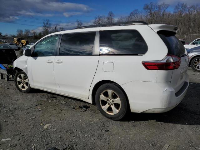 5TDKK3DC5FS566671 - 2015 TOYOTA SIENNA LE WHITE photo 2