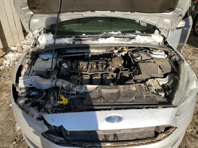 1FADP3K24FL328628 - 2015 FORD FOCUS SE SILVER photo 11