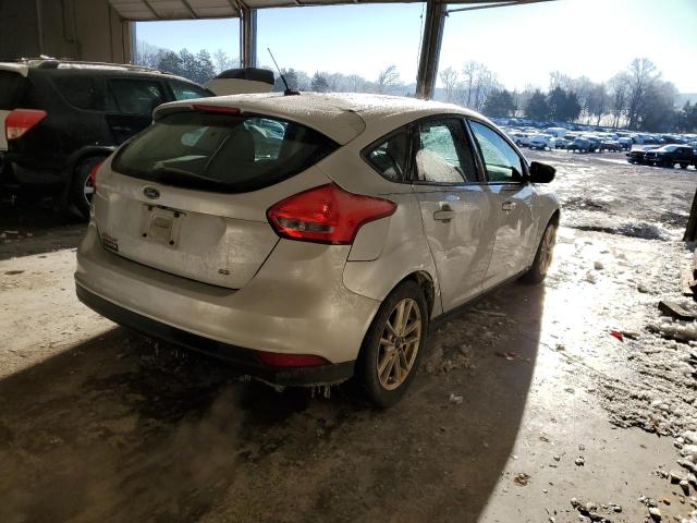 1FADP3K24FL328628 - 2015 FORD FOCUS SE SILVER photo 3