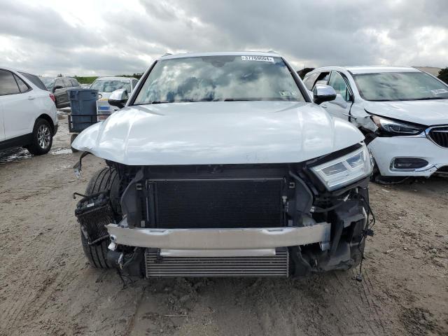 WA1C4AFY8K2027825 - 2019 AUDI SQ5 PRESTIGE WHITE photo 5