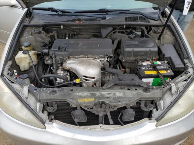 4T1BE32K42U068366 - 2002 TOYOTA CAMRY LE SILVER photo 11