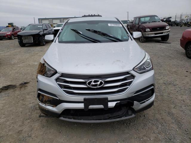 5XYZTDLB3JG552185 - 2018 HYUNDAI SANTA FE S SILVER photo 5