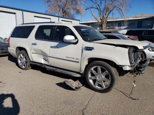 1GYS4HEF8ER149214 - 2014 CADILLAC ESCALADE ESV LUXURY WHITE photo 4