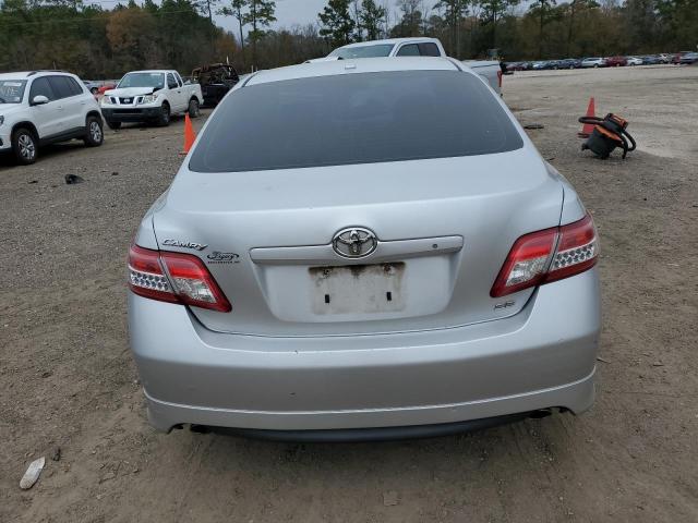 4T1BF3EK3AU512828 - 2010 TOYOTA CAMRY BASE SILVER photo 6