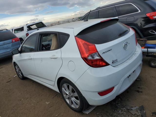 KMHCU5AE2DU088231 - 2013 HYUNDAI ACCENT GLS WHITE photo 2