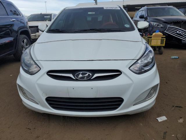 KMHCU5AE2DU088231 - 2013 HYUNDAI ACCENT GLS WHITE photo 5