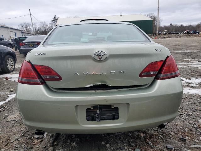 4T1BK36B28U308378 - 2008 TOYOTA AVALON XL GREEN photo 6