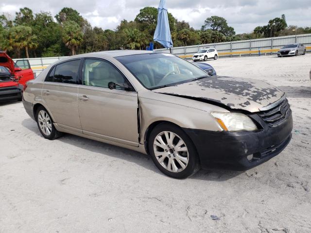 4T1BK36B98U280675 - 2008 TOYOTA AVALON XL GOLD photo 4