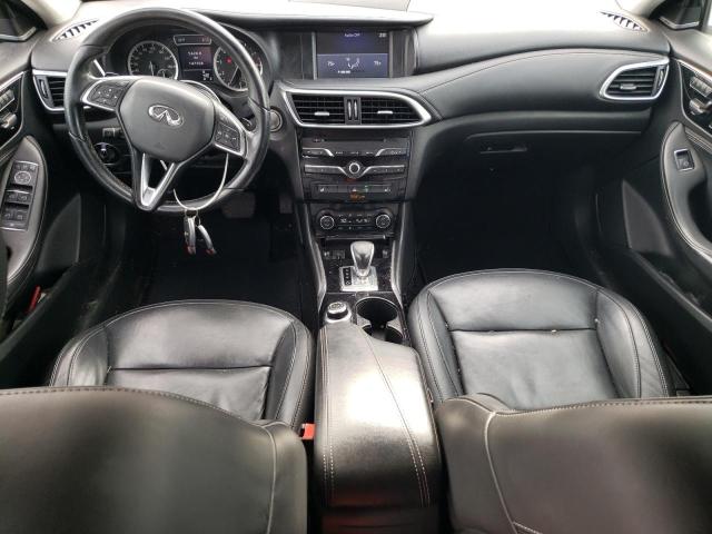 SJKCH5CP7HA037111 - 2017 INFINITI QX30 BASE 勃艮第红 照片 8