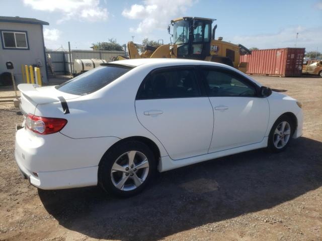 2T1BU4EE3CC916349 - 2012 TOYOTA COROLLA BASE WHITE photo 3