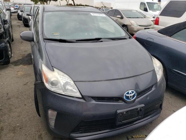 JTDKN3DU6F1914667 - 2015 TOYOTA PRIUS GRAY photo 5