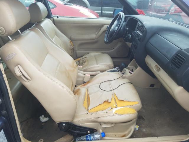 3VWDC21V62M809949 - 2002 VOLKSWAGEN CABRIO GLX 蓝色 照片 5