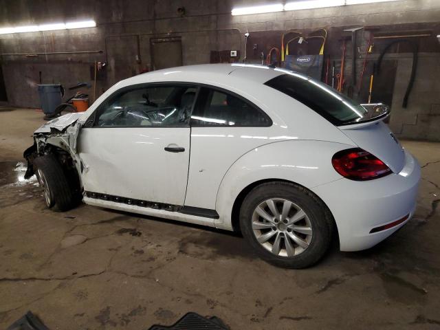 3VWF17AT0HM612665 - 2017 VOLKSWAGEN BEETLE 1.8T WHITE photo 2