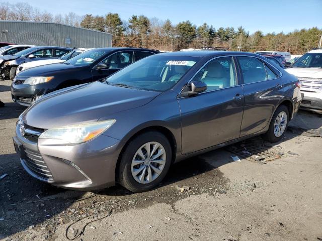 4T4BF1FK8FR508936 - 2015 TOYOTA CAMRY LE GRAY photo 1