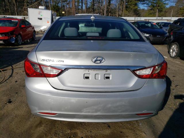 5NPEB4AC8DH576315 - 2013 HYUNDAI SONATA GLS SILVER photo 6