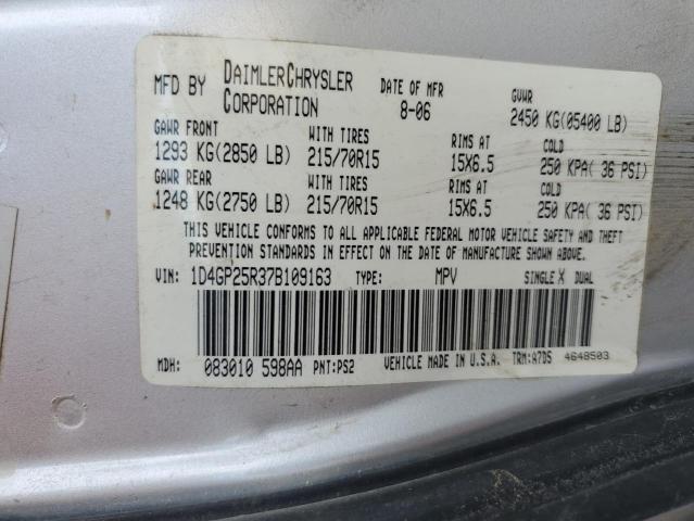 1D4GP25R37B109163 - 2007 DODGE CARAVAN SE SILVER photo 13