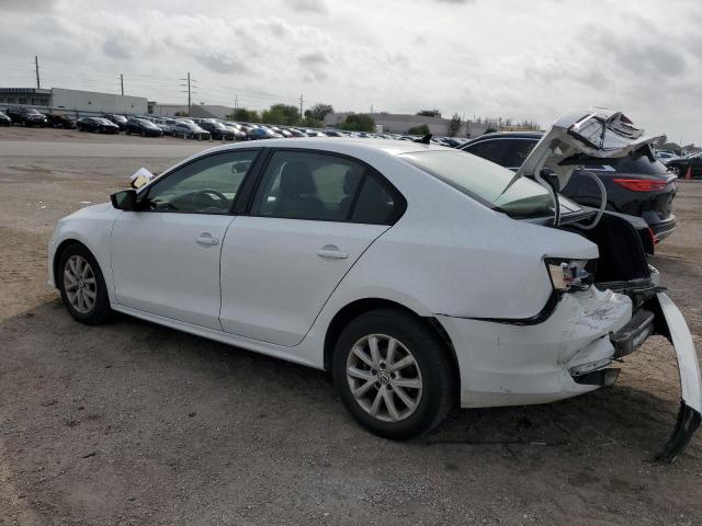 3VWD07AJ9FM304447 - 2015 VOLKSWAGEN JETTA SE WHITE photo 2