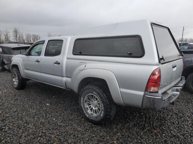 5TEMU52N16Z181002 - 2006 TOYOTA TACOMA DOUBLE CAB LONG BED SILVER photo 2