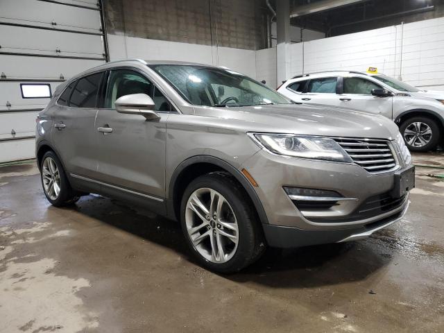 5LMCJ3D96HUL12373 - 2017 LINCOLN MKC RESERVE TAN photo 4