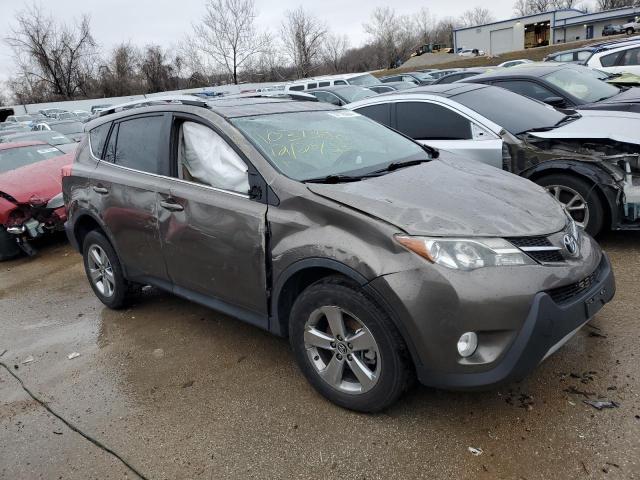 2T3RFREVXFW386168 - 2015 TOYOTA RAV4 XLE TAN photo 4