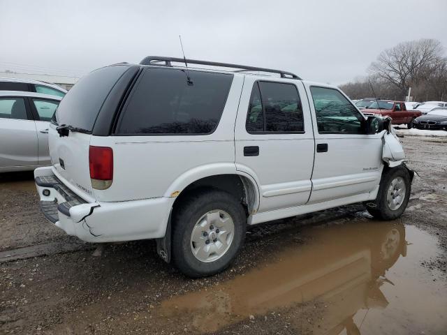 1GNDT13W712201888 - 2001 CHEVROLET BLAZER WHITE photo 3