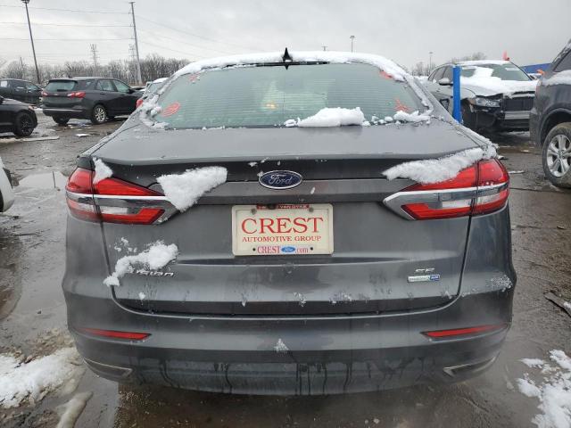 3FA6P0T92LR180043 - 2020 FORD FUSION SE GRAY photo 6