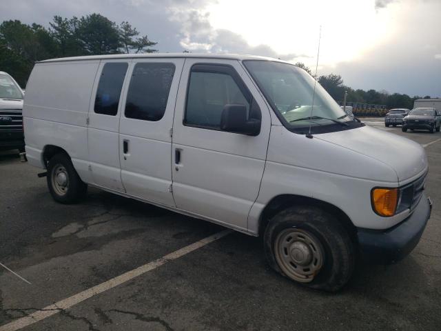 1FTRE14W15HA84268 - 2005 FORD ECONOLINE E150 VAN WHITE photo 4