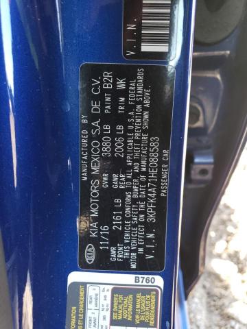 3KPFK4A71HE088583 - 2017 KIA FORTE LX BLUE photo 12