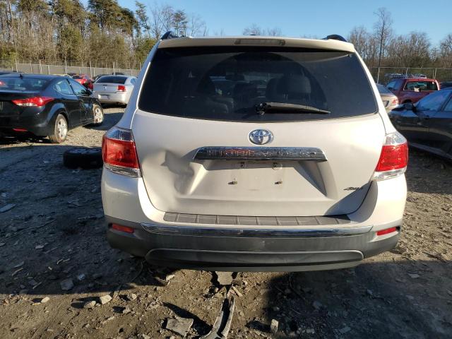 5TDBK3EH3CS124493 - 2012 TOYOTA HIGHLANDER BASE WHITE photo 6