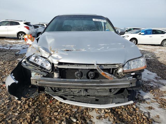 1HGCG16542A015620 - 2002 HONDA ACCORD EX SILVER photo 5