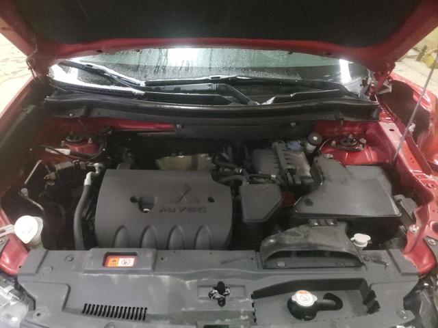 JA4AD2A34GZ028722 - 2016 MITSUBISHI OUTLANDER ES RED photo 12