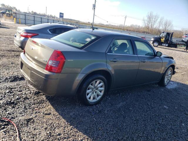 2C3LA43R88H258547 - 2008 CHRYSLER 300 LX BROWN photo 3