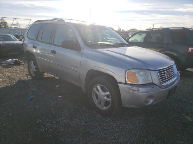 1GKDT13S262128463 - 2006 GMC ENVOY SILVER photo 4