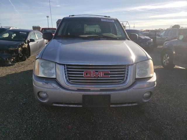 1GKDT13S262128463 - 2006 GMC ENVOY SILVER photo 5