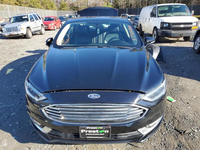 3FA6P0HD6HR348805 - 2017 FORD FUSION SE BLACK photo 5