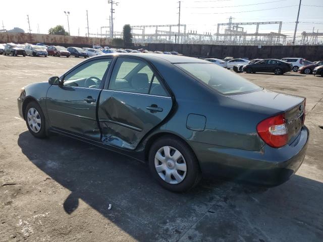 4T1BE32K32U557843 - 2002 TOYOTA CAMRY LE GREEN photo 2