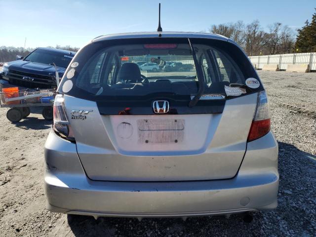 JHMGE8H36BC028558 - 2011 HONDA FIT SILVER photo 6