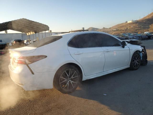 4T1T11AK4PU826770 - 2023 TOYOTA CAMRY SE NIGHT SHADE WHITE photo 3