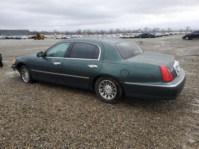 1LNHM81W61Y727618 - 2001 LINCOLN TOWN CAR EXECUTIVE GREEN photo 2