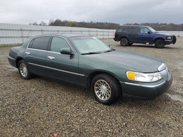 1LNHM81W61Y727618 - 2001 LINCOLN TOWN CAR EXECUTIVE GREEN photo 4