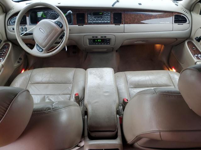 1LNHM81W61Y727618 - 2001 LINCOLN TOWN CAR EXECUTIVE GREEN photo 8