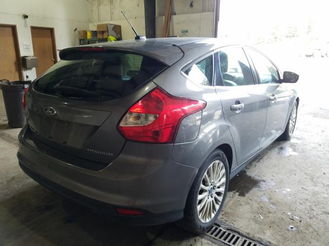 1FAHP3N26CL347464 - 2012 FORD FOCUS TITANIUM  photo 4