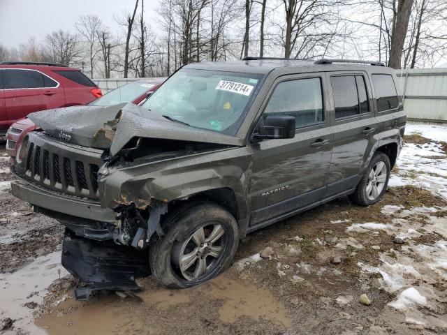 1C4NJRFB0GD581759 - 2016 JEEP PATRIOT LATITUDE GREEN photo 1