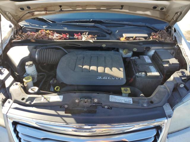 2C4RC1CG3DR682638 - 2013 CHRYSLER TOWN & COU TOURING L TAN photo 12