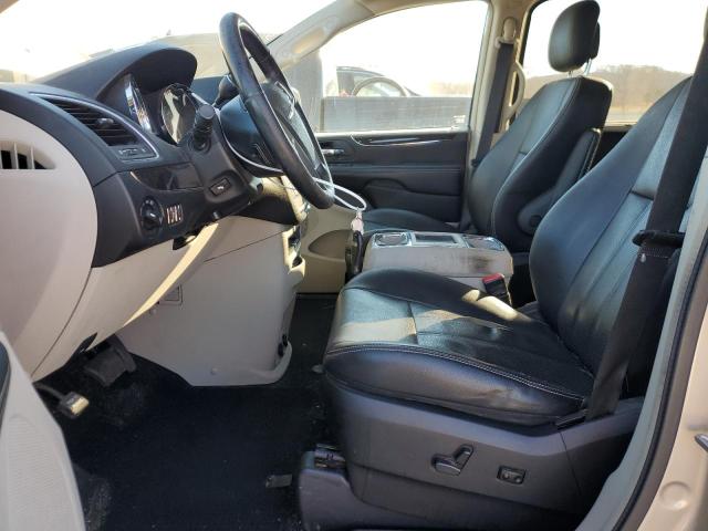 2C4RC1CG3DR682638 - 2013 CHRYSLER TOWN & COU TOURING L TAN photo 7