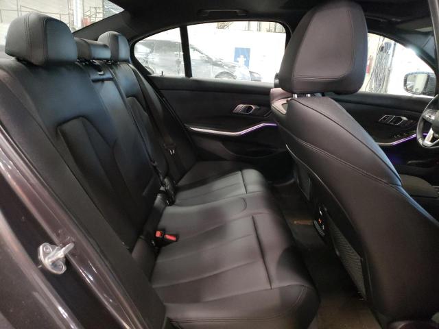 3MW5R7J52K8B03232 - 2019 BMW 330XI ვერცხლისფერი ფოტო 10