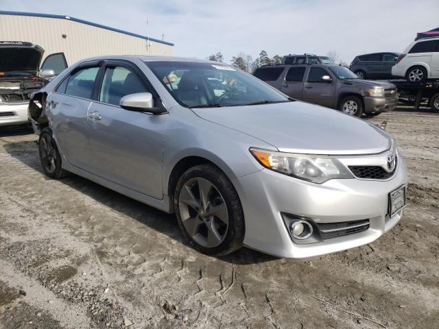 4T1BF1FK7EU449564 - 2014 TOYOTA CAMRY L/LE L SILVER photo 4