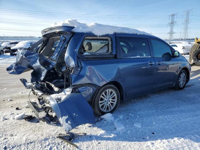 5TDYZ3DC7HS835228 - 2017 TOYOTA SIENNA XLE BLUE photo 3